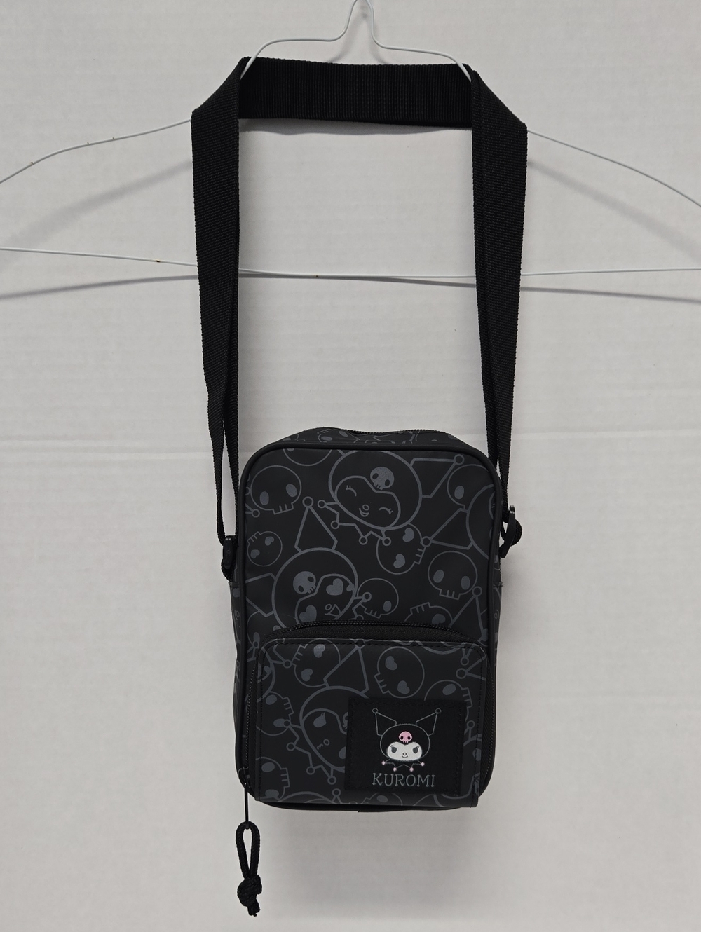 Sanrio 2023 Kuromi Black Crossbody NWOT 6"x8"x2", Strap 53"